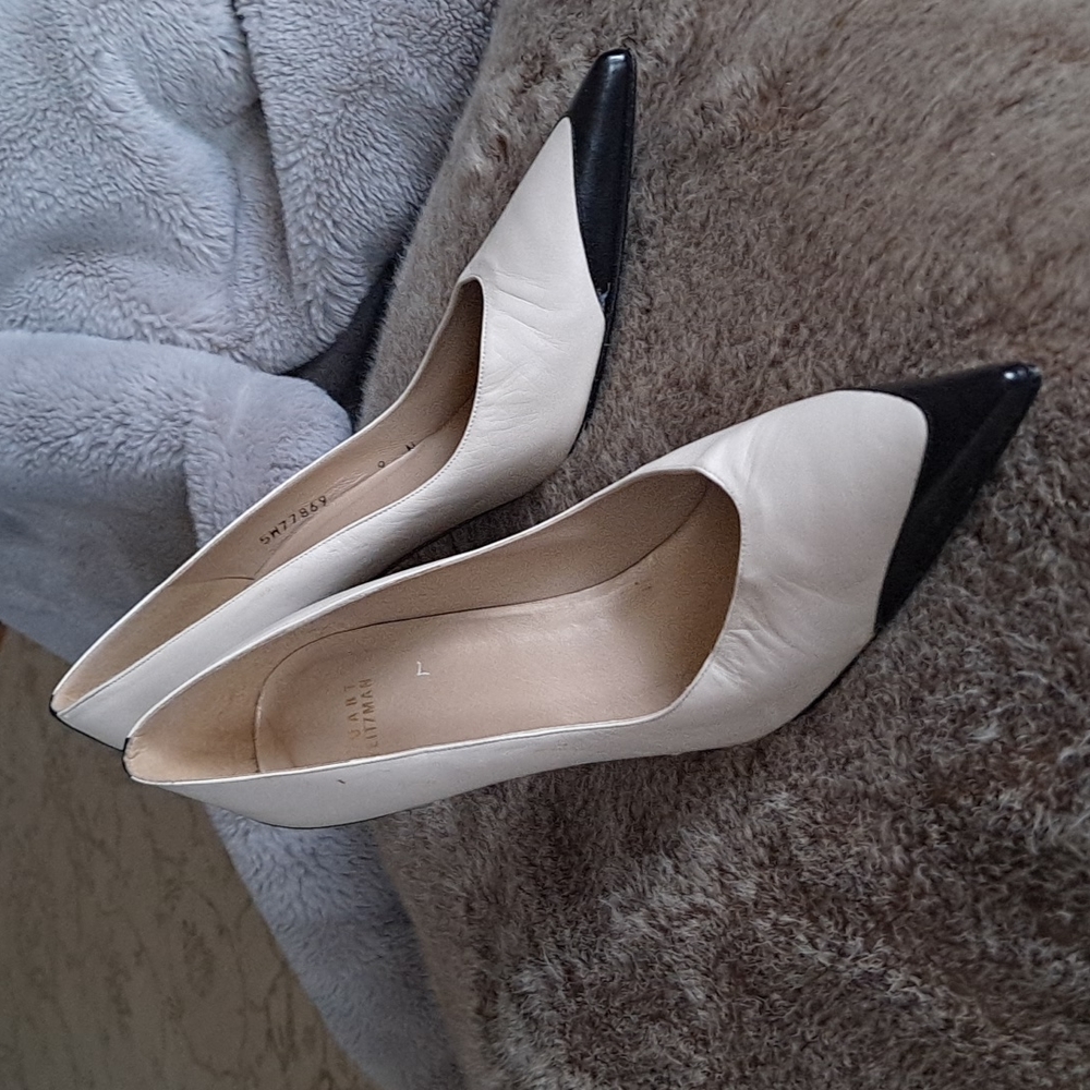 Stuart Weitzman Black/ Off White Stiletto's size9N